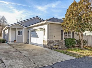 336 Meadow Dr, Ashland, OR 97520