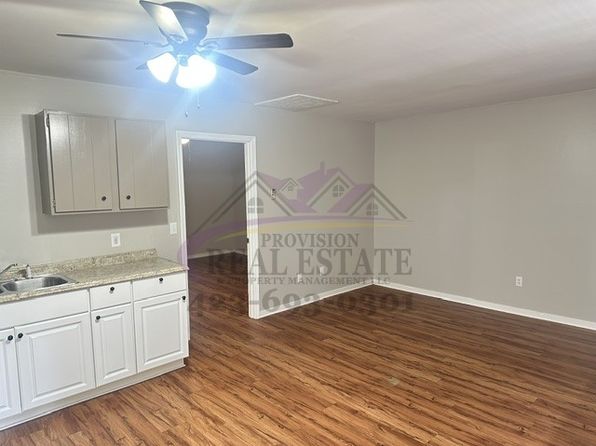257 Bell St SE #6