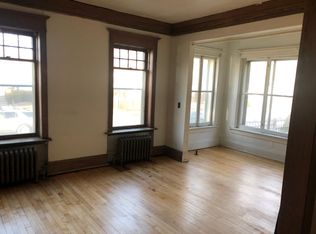 2313 E Webster Pl #1F, Milwaukee, WI 53211