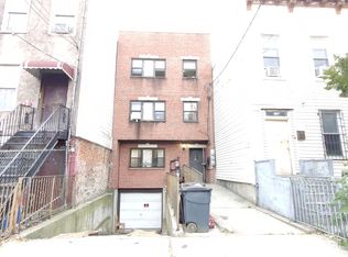 172 Montauk Ave #3, Brooklyn, NY 11208
