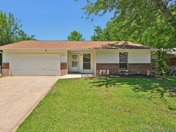 571 W 149th Pl S, Glenpool, OK 74033
