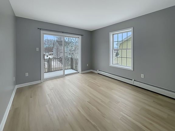 2nd image of 39 Rest View Ln #A