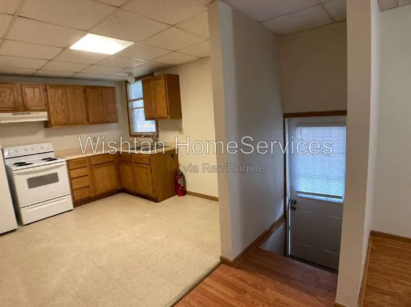 308 W Adams St #1, Macomb, IL 61455
