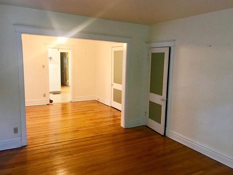 1st image of 2121 Alfred Ave