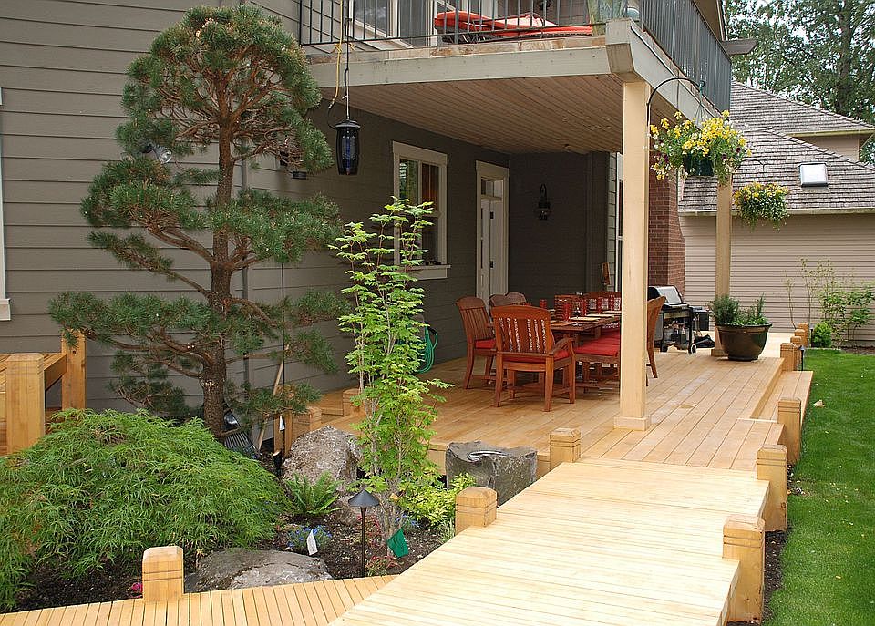 Alaskan Yellow Cedar Deck, with Port Orford Cedar Posts