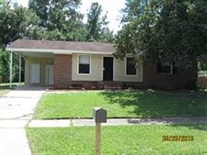 2nd image of 6438 Lucente Dr