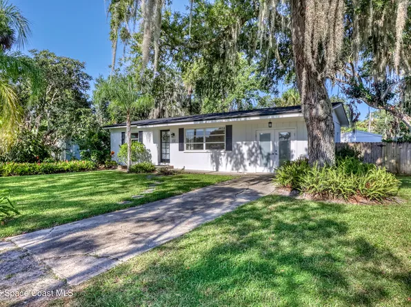 131 Woodland Dr, West Melbourne, FL 32904