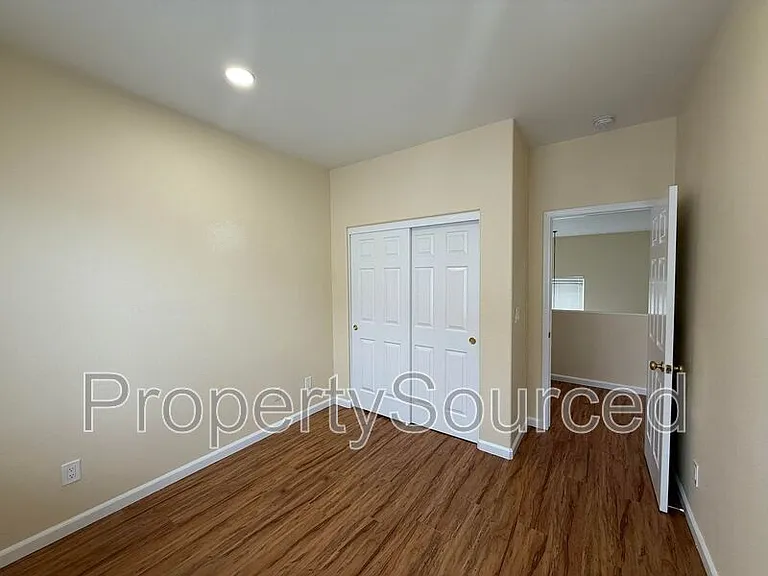 1830 Persimmon Way — Photo 35