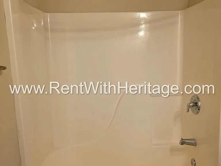 2028 Sweet Bay Dr — Photo 41