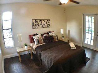 4221 King Richard Dr, Sarasota, FL 34232