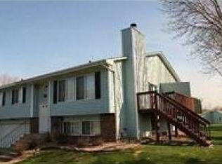 4404 Clover Ln, Eagan, MN 55122