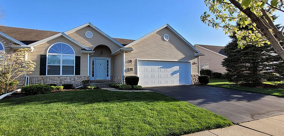 1st image of 6493 Black Diamond Ln