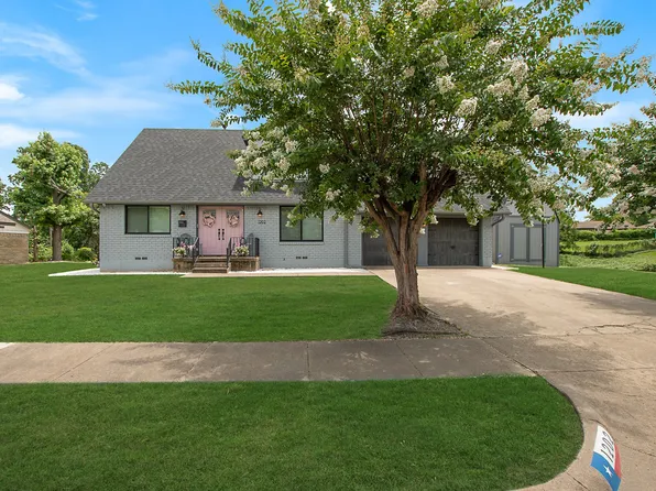 1202 Carroll Dr, Garland, TX 75041