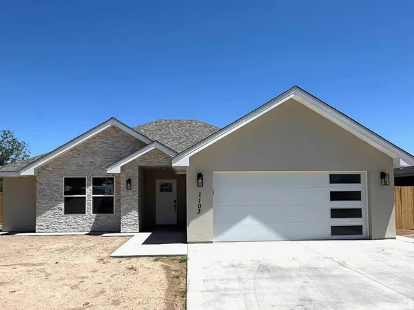 1103 Princeton Dr, Roswell, NM 88203