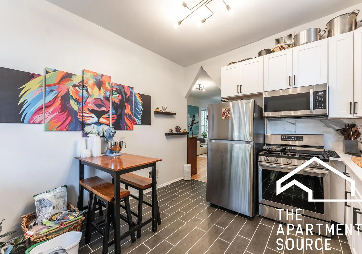 2 bed, 1000 sqft, $2,395 — Photo 3