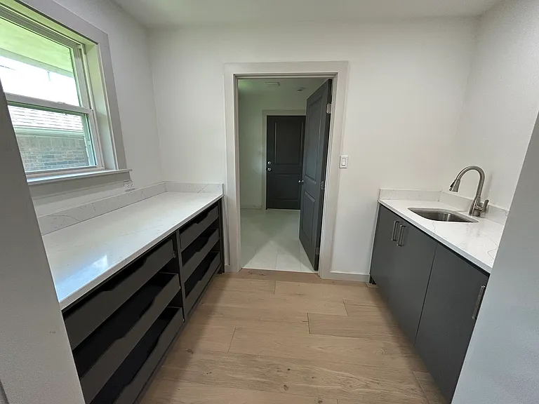6917 Allview Ln — Photo 9