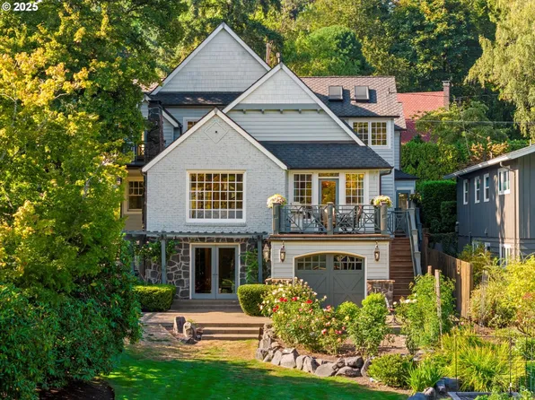 4368 Lakeview Blvd, Lake Oswego, OR 97035