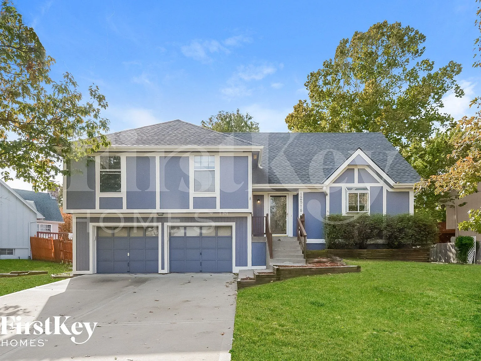 4 bed, 2.0 bath, 1494 sqft, $2,605 — Photo 1