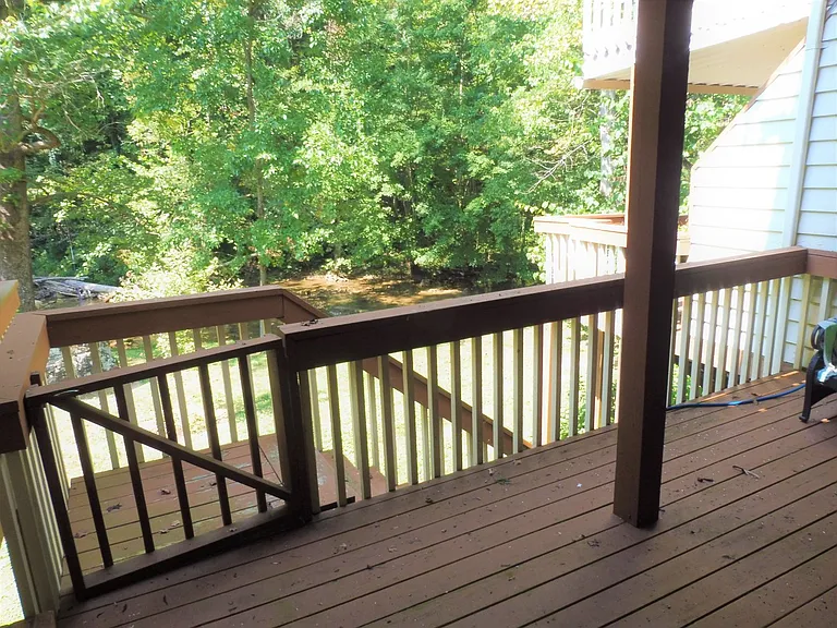 504 Ashley Oaks Private Dr — Photo 12