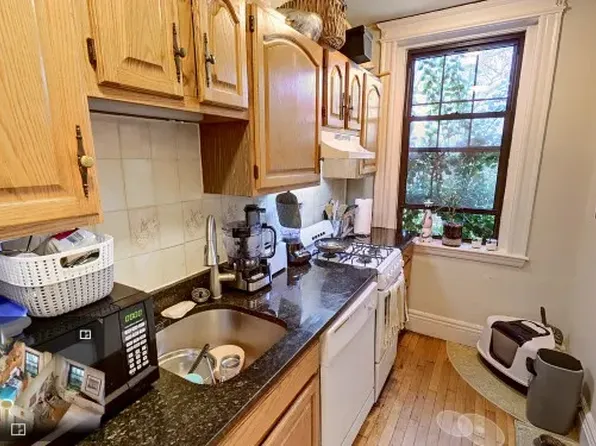 53 Queensberry St #10, Boston, MA 02215
