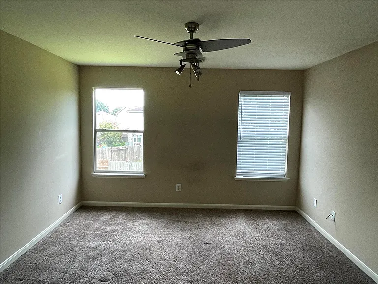 29618 Evergreen Hills Dr — Photo 12