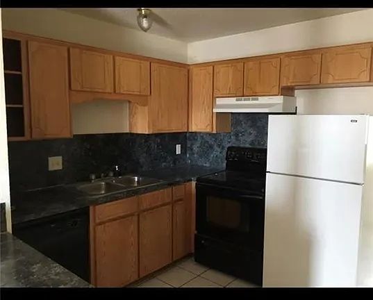 5th image of 4508 Deek Dr APT A