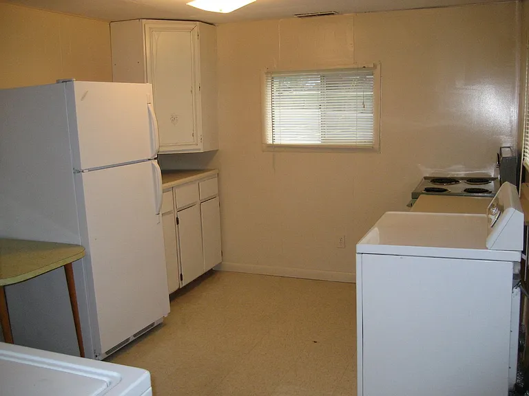 431 S River Rd — Photo 19
