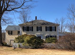 346 Skyline Trl, Chester, MA 01011