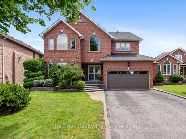 19 Patrick Dr, Whitby, ON L1R 2L1