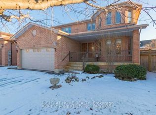 57 Royal Garden Blvd #BASEMENT, Vaughan, ON L4L 7C4