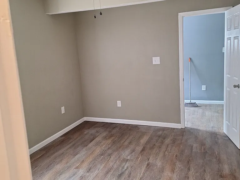 2229 Portsmouth Blvd — Photo 3