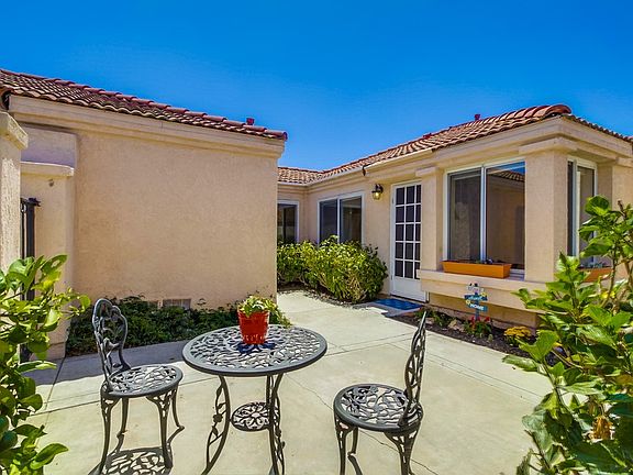 3rd image of 1526 Camino Linda Dr