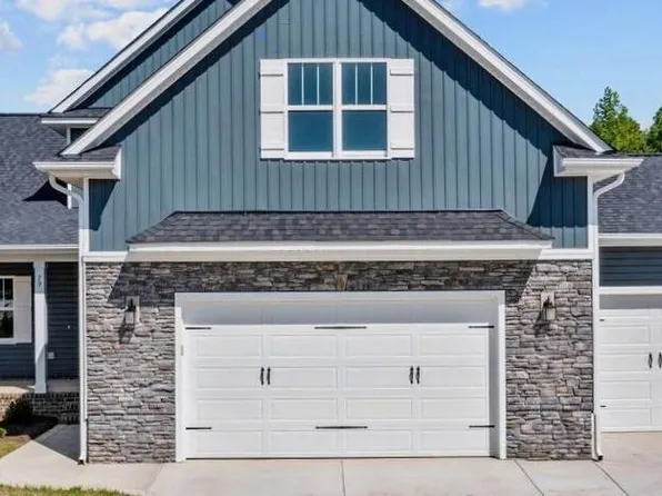 79 Buckhaven Ct, Holly Springs, NC 27540