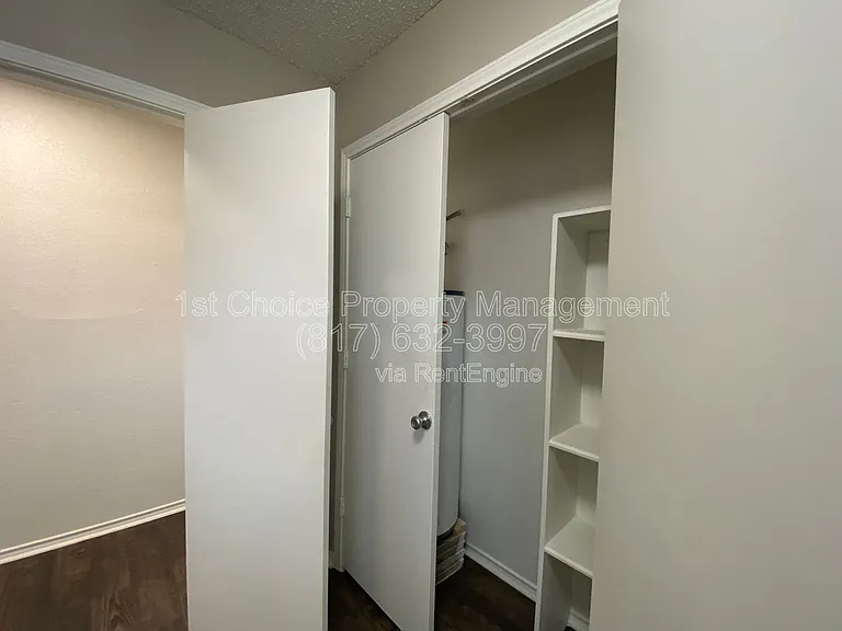 6706 Crestmont Ct — Photo 12