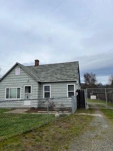 1720 SW Bridge St, Grants Pass, OR, 97526