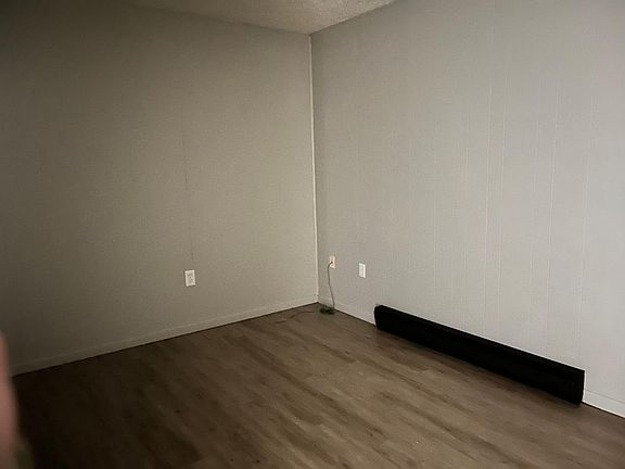 3rd image of 819 McFarland St #9