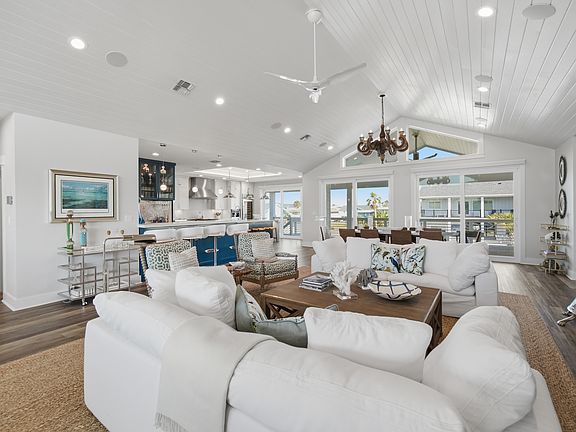 5th image of 3 Aloha Ln