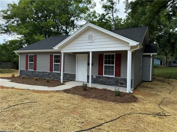 2005 Etta Ct, Greensboro, NC 27406