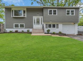 1580 Windsor Ave, Toms River, NJ 08753