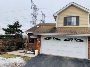 478 W Jason Ln, Wood Dale, IL 60191