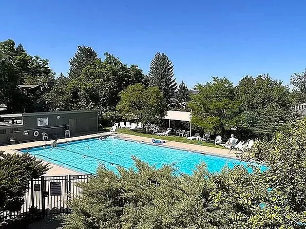 82 Benthaven Pl, Boulder, CO 80305