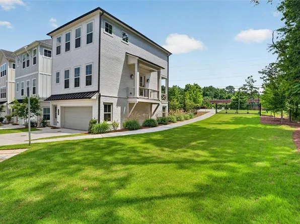 200 Pinecone Pl, Alpharetta, GA 30022