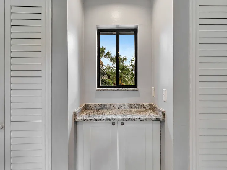 121 Prestwick Cir — Photo 25