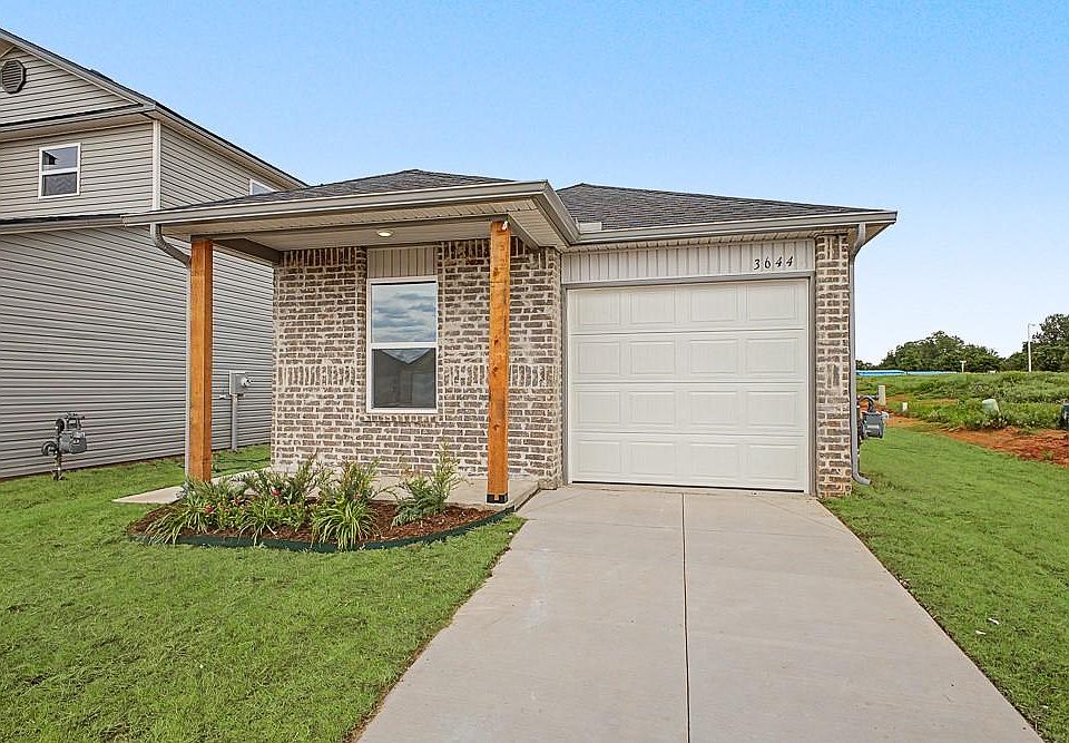 1st image of 3644 Maggie Rd