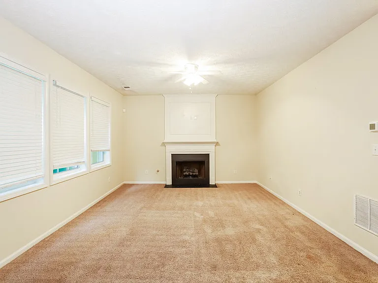 7069 Silver Bend Overlook — Photo 5