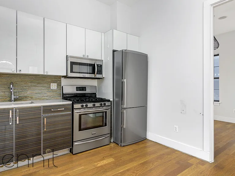 146 Wyckoff Ave #2R — Photo 4