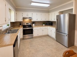 978 Puron Rd, Adamsville, TN 38310