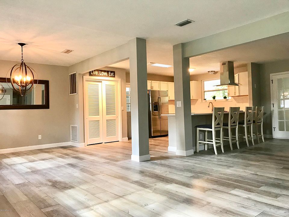 1st image of 2545 Grasshopper Ln