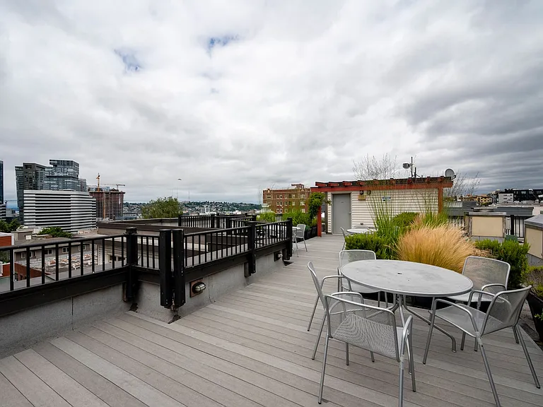 1610 Belmont Ave #513 — Photo 26