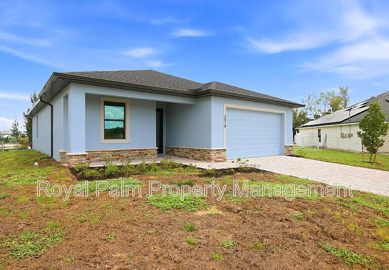 3518 NE 21st Pl — Photo 3
